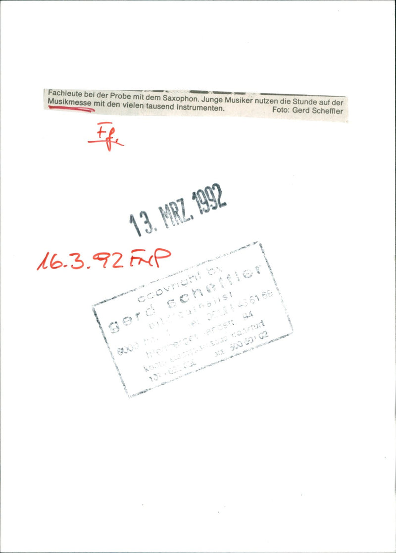 1992 FLUE NESSEU FAIR YOUNG MUSICIANS USE HOUR MUSIC - Vintage Photograph