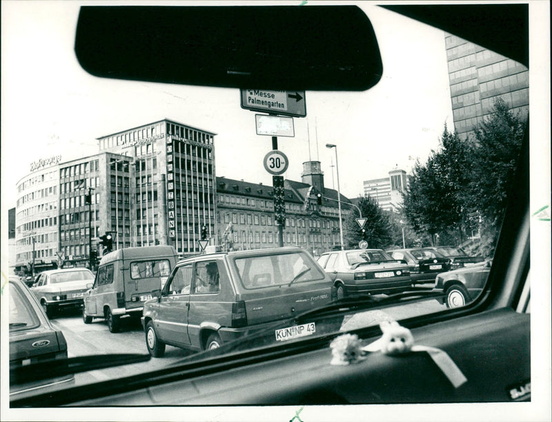 1989 SENSES PLATZE CONSTRUCTION MAINZER LANDSTR FILM - Vintage Photograph