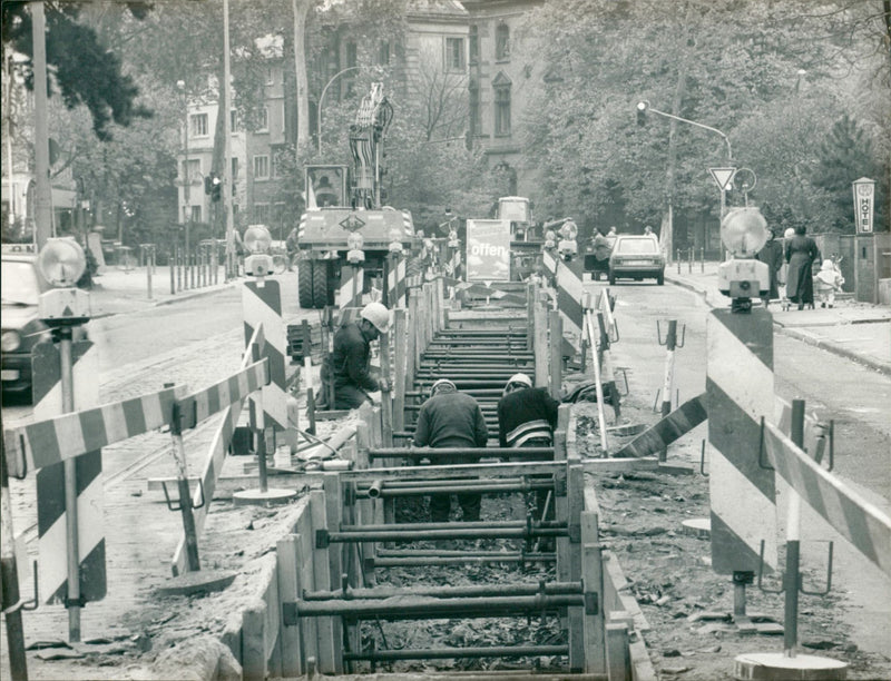 ROAD CONSTRUCTIONGH JODHA GUNTHER FILM PHOTOPRODATION WITTELS - Vintage Photograph
