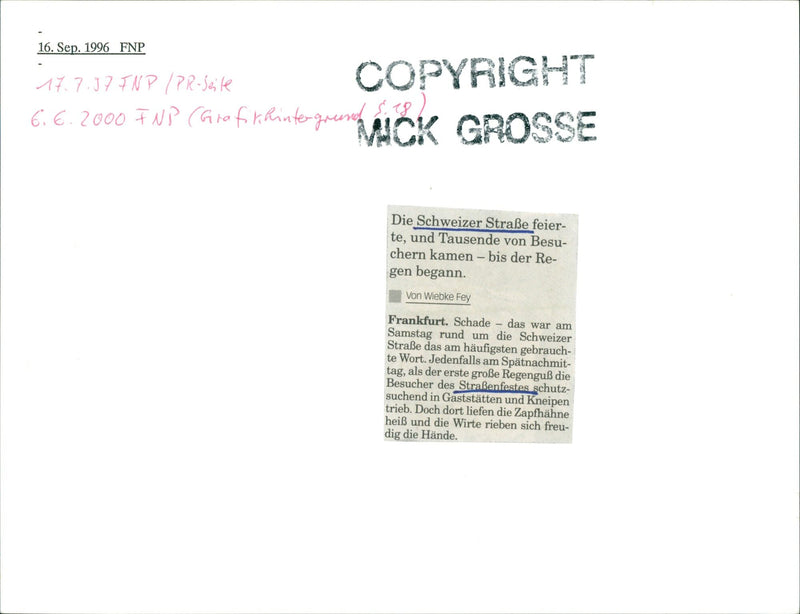 1996 Swiss street: rain and black ice - Vintage Photograph