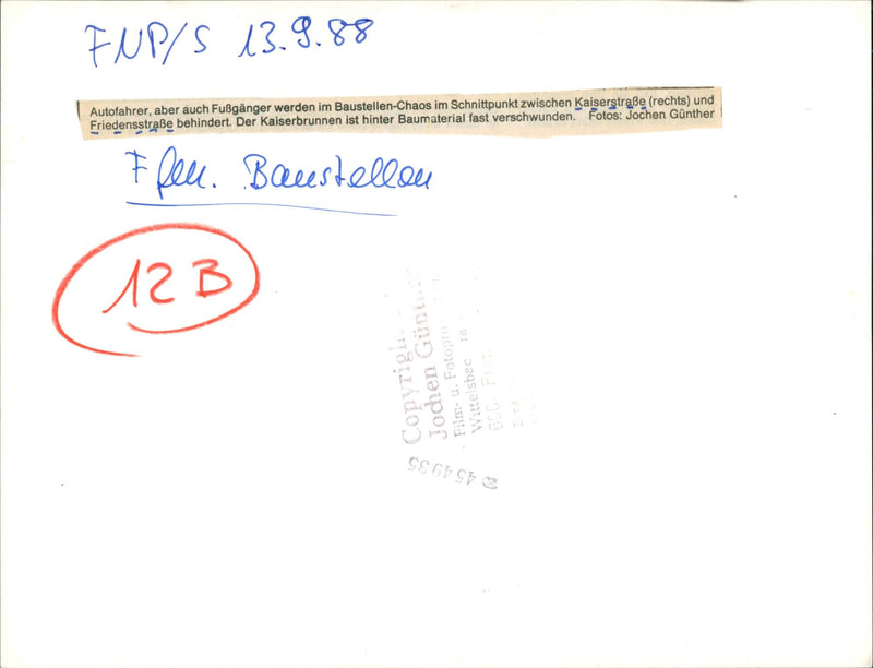 1988 ROAD CONSTRUCTIONGH FUGERS ARE HINDERED CONSTRUCTIO FILM - Vintage Photograph