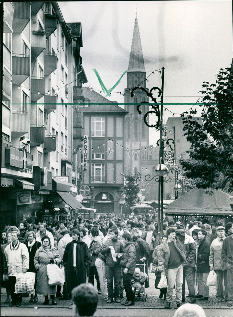 1988 HEIE MAROMI FRANKFURT WETH GRUT FUPS FILM - Vintage Photograph