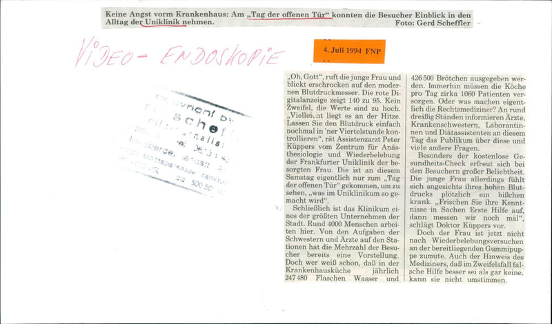 1994 KENHAUSER ERSITATSKLIN PRESSURE HIGH CLINIC LOOKS BLOOD MAYBE TOO DISP PETER - Vintage Photograph