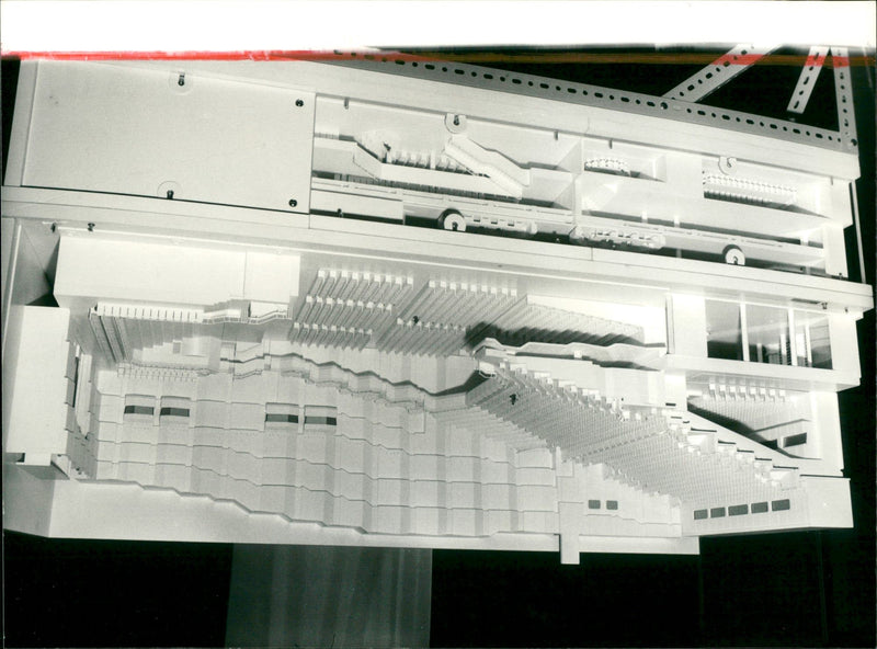 OPERNHA REBUILD MODEL LICI ENOGRADO DREST LOCAL POLO FNP ZIT ENLY - Vintage Photograph