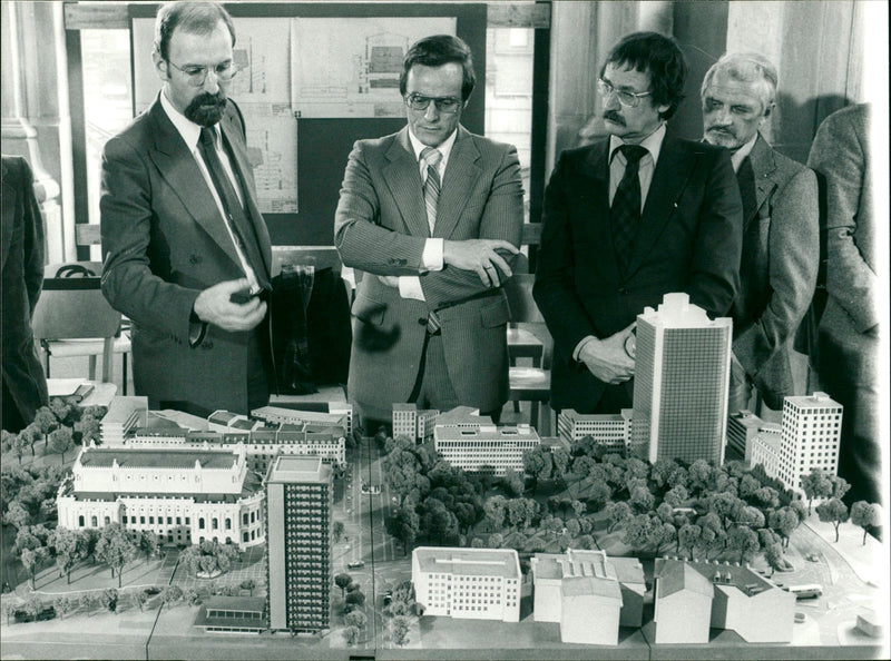 OPERNHA REBUILD MODEL RUESSELSHEIM GERM GOODWROD - Vintage Photograph