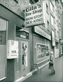 1987 MISCELLANEOUS PROSTITUTION ENTRANCES ADVERTISING OTHER FILM - Vintage Photograph