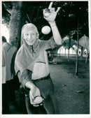 1989 NUSEEN MUSEUMSUFERFEST MEDIEVAL FRANKFURT TOC GROUP WITTELSBACHERALLEE FILM - Vintage Photograph
