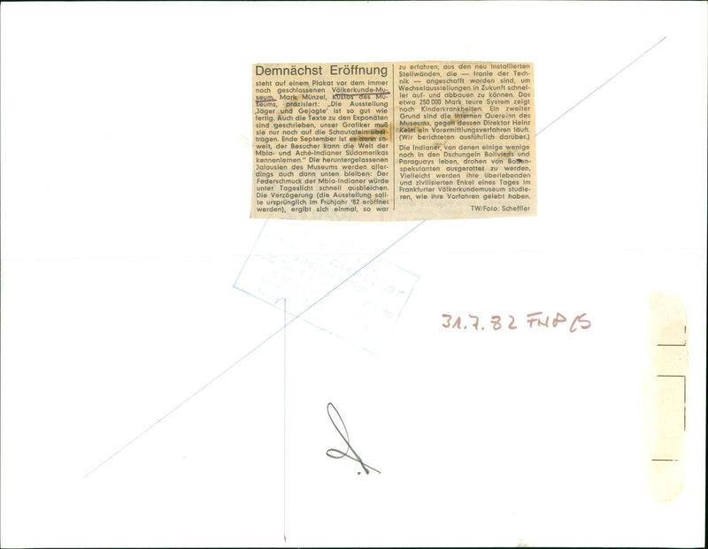 1982 MUSEUMS VOLKERKUNDE BUILDING MODELS IRONIE AUF MARK STELLW - Vintage Photograph