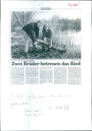 1975 TURTURAL PROTECTION MICHAEL AND OLAF HOMELER ROAM NATURE RESERVE TIM - Vintage Photograph