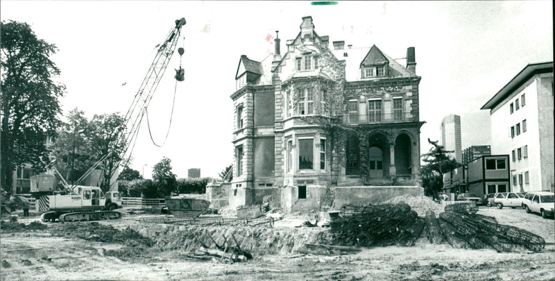 MUSEUMS POSTMUSEUM GEBAU MODELS - Vintage Photograph