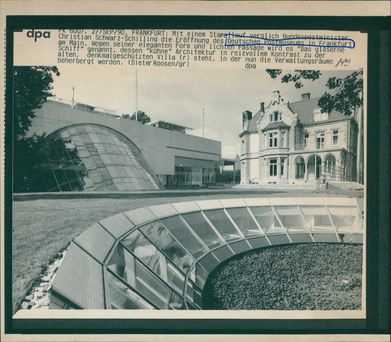 MUSEUMS POSTMUSEUM GEBAU MODELS - Vintage Photograph