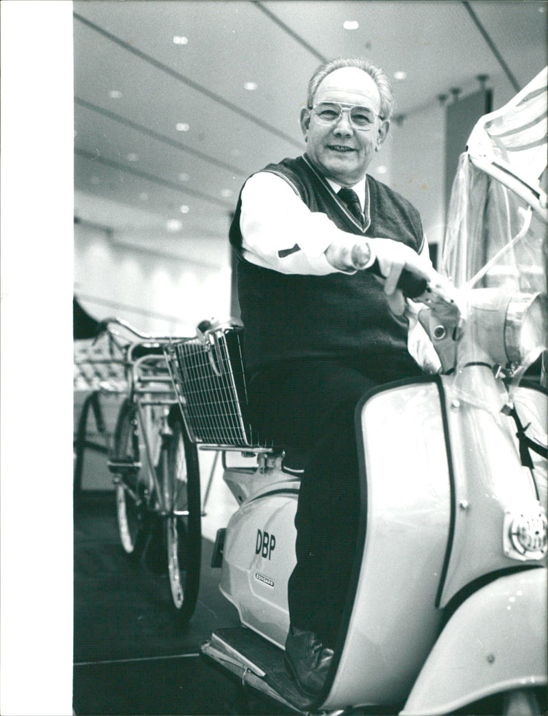 MUSEUMS POSTMUSEUM GEBAU MODELS WWE GOBO SEVERE DIENSTEL TEL - Vintage Photograph