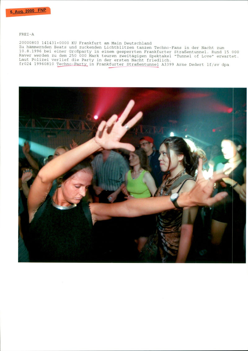1996 ZUSIK MUSIC PARTY THEATER KATHARINESKICHE JALI THERE AROUND - Vintage Photograph