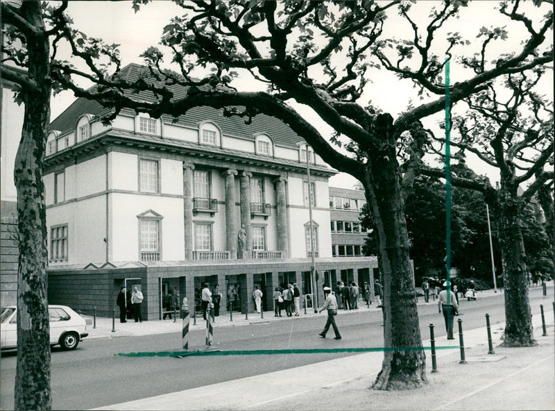 1986 MUSEUMS BUILDING MODELS VIKE EXTRA MAPP JOPPA SEBSD ARCHITECTURE MUSE - Vintage Photograph