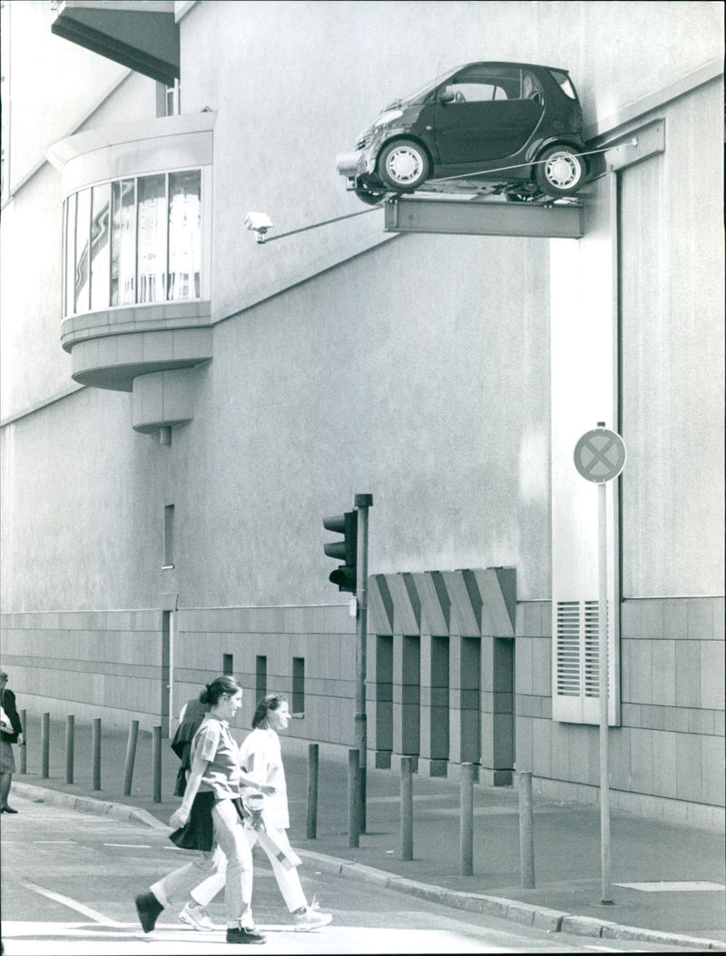 1999 MUSEUMS MODERN KUNS BUILDINGS MODELS PARK TEL SEEN ROGERS - Vintage Photograph