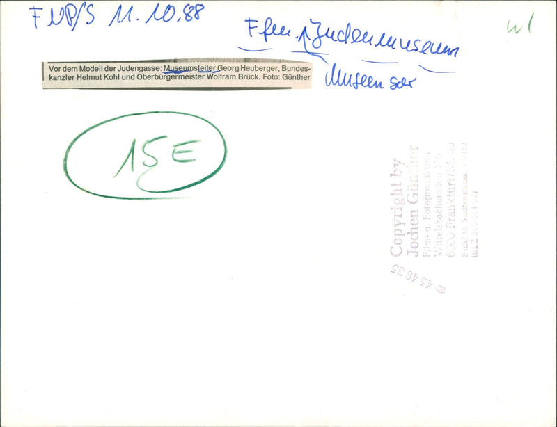 1988 MUSEUMS MULLISCHES FFEE JUDEN SUUSEUM VER FILM - Vintage Photograph