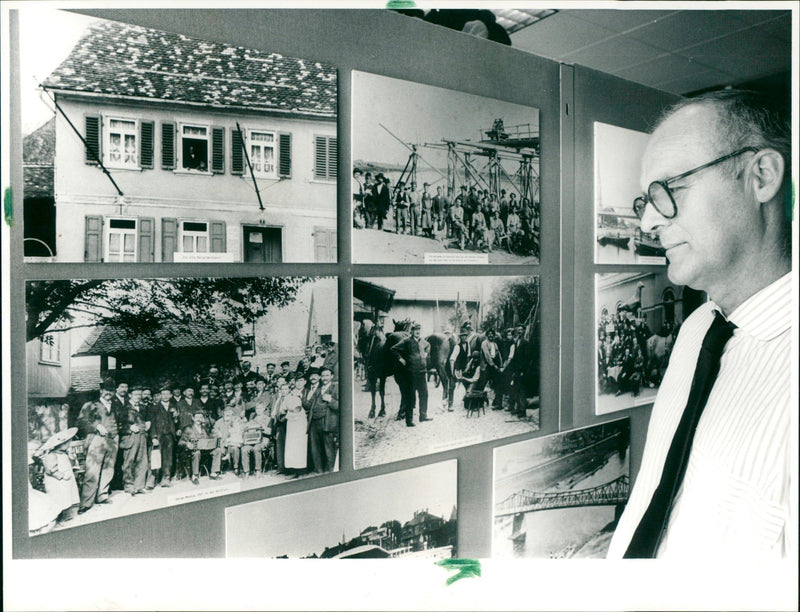 1977 ZUSEEN IMATMUSEUM AGEN ENKHEIM BONAMES SCHWANHE MUSIC - Vintage Photograph