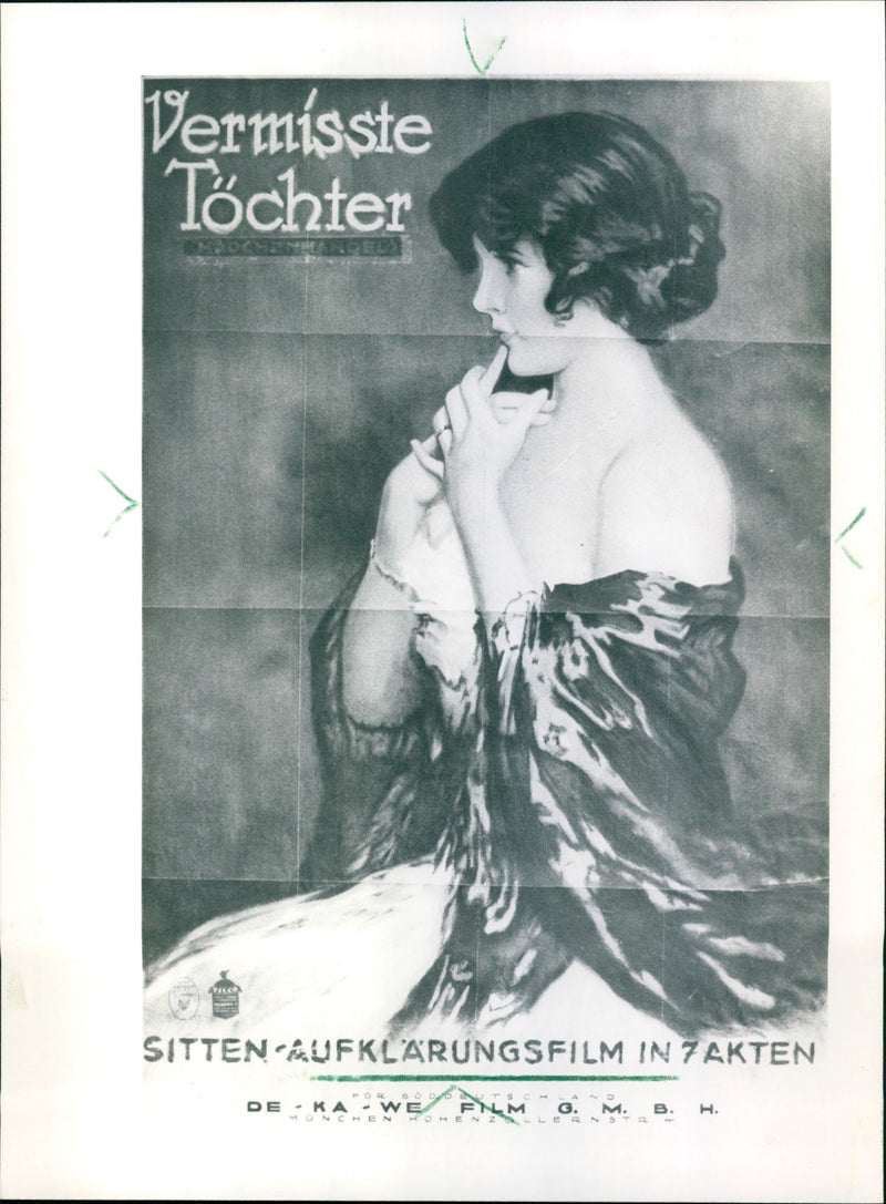 MUSEUMS FILMMUSEUM BUILDING INSIDE HUSSTELLUNGEN LATERNA NAGICA REN FALKENB - Vintage Photograph