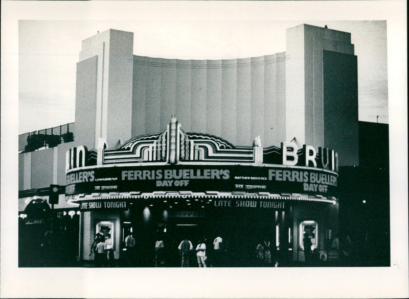 MUSEUMS FILMMUSEUM BUILDING INSIDE HUSSTELLU ARTIST UNITED - Vintage Photograph