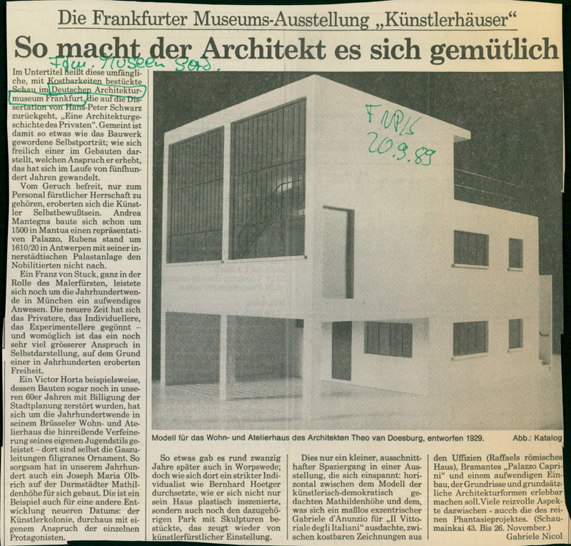 1947 SEEN PLEASE EDGE MUSEUM MODERN PARIS FILM PETER ALBERT - Vintage Photograph