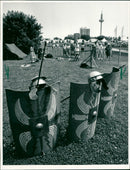 1989 RTEN DISRO BUGA TIFON BUJAN JOCHEN GUNIKER FILM PHOTO PRODUCTS - Vintage Photograph