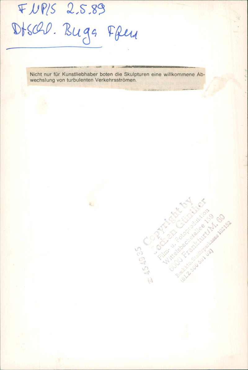 1989 SCULPTURES OFFER WELCOME CHANGE TURBULENT TRAFFIC FLOWS NOT ONLY FILM - Vintage Photograph