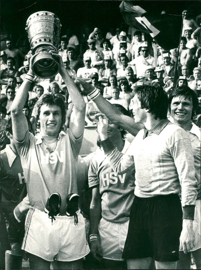 1976 MATCH WINNER JUNIA HSV LANGER LOK KIO COLD WOGLY CUP FRG - Vintage Photograph