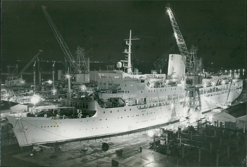 KEVIN WROGHT BROWN ROCK SHIP BRITISH PRESS BRITAIN - Vintage Photograph