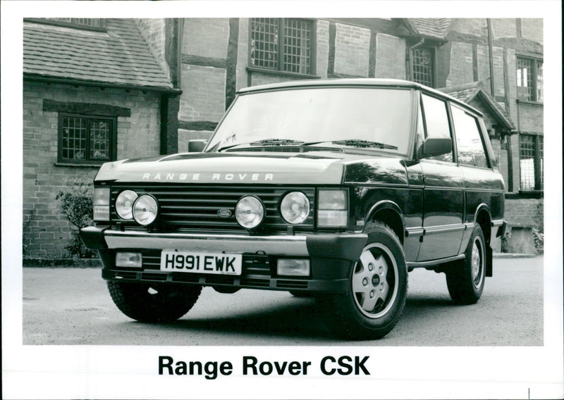 D RANGE AVER H991 EWK Range Rover CSK STUDENTS : CIFE - Vintage Photograph