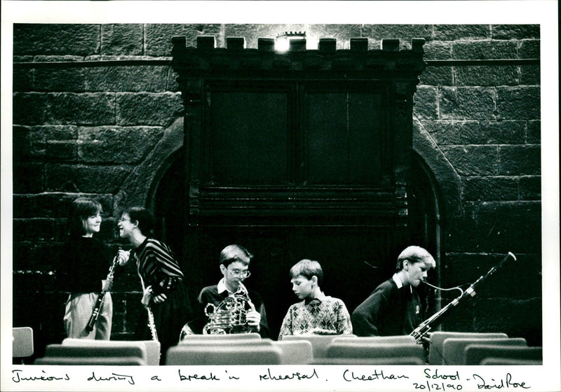 KEM dering break a rehearsal Cheetham School MUSIC
UL MO AUG 6-10 - Vintage Photograph