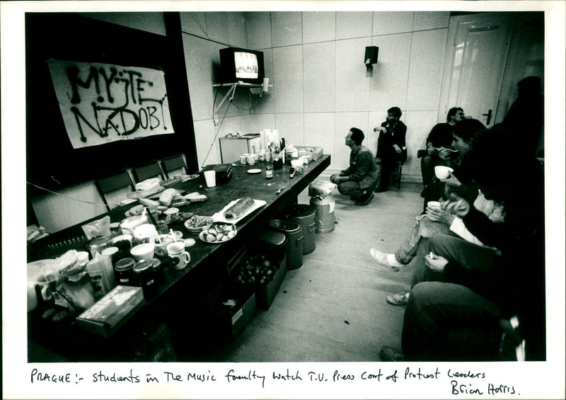 BRIAN MUSIC PRESS - Vintage Photograph