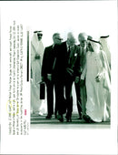 1994 SABAH AHMED SABAN GUSTAVO FERRARI SLUG WARREN CHRISTOPHER - Vintage Photograph