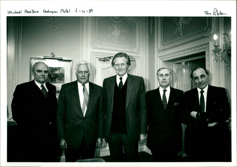 re Cadugen Hotel LANDSCAPE STAFF - Vintage Photograph