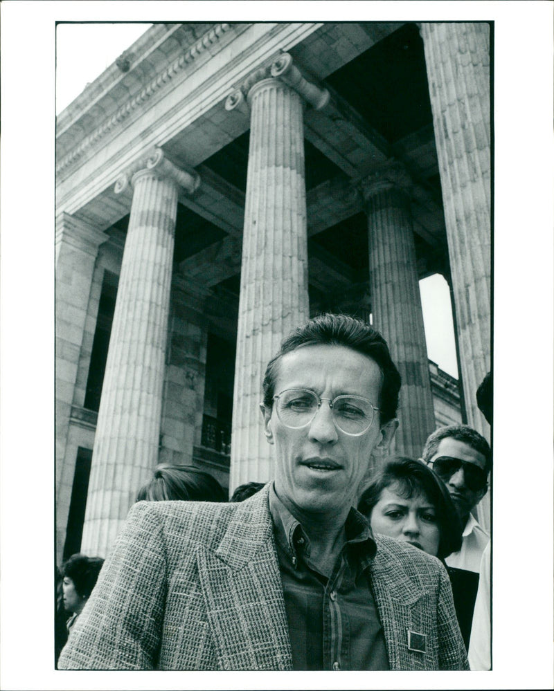 PICTURE GROUP ANTONIO NAVARRO WOLF LEADER - Vintage Photograph