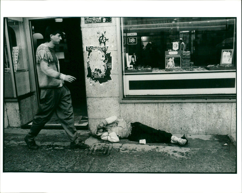 PICTURE GROUP TAL CIKLU ROCK CONCERT - Vintage Photograph