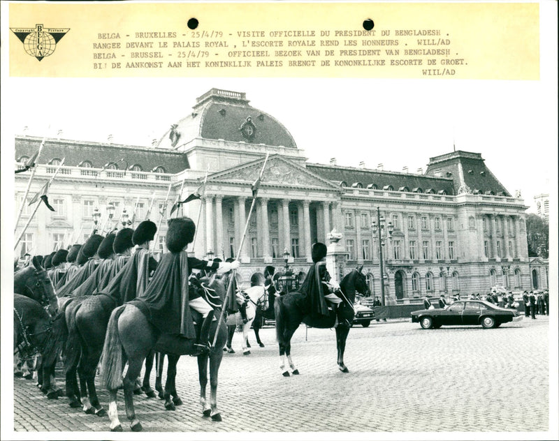 1979 AVRIL MURIL PRESIDENT ROYAL - Vintage Photograph
