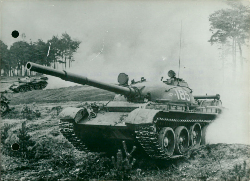 SANS IMPRESSION MOINS TANK FAIT FUMEE FEU MAIS EST ALBERT GRAND ROYAL - Vintage Photograph