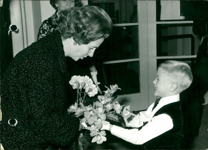 HERO DANVERS SEUNESSES VAN ARVERS TEINE LARENBERGS KONINGIN CONCERT - Vintage Photograph