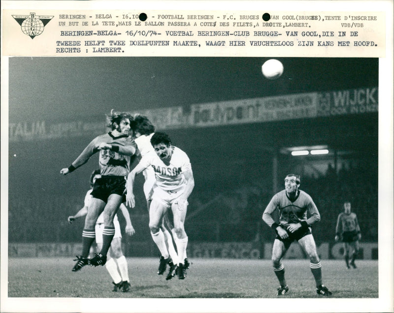 ANVERS FOOT ANTWERP SURM GRAZ APRES GUAL PARTIE INS FOOTBALL - Vintage Photograph