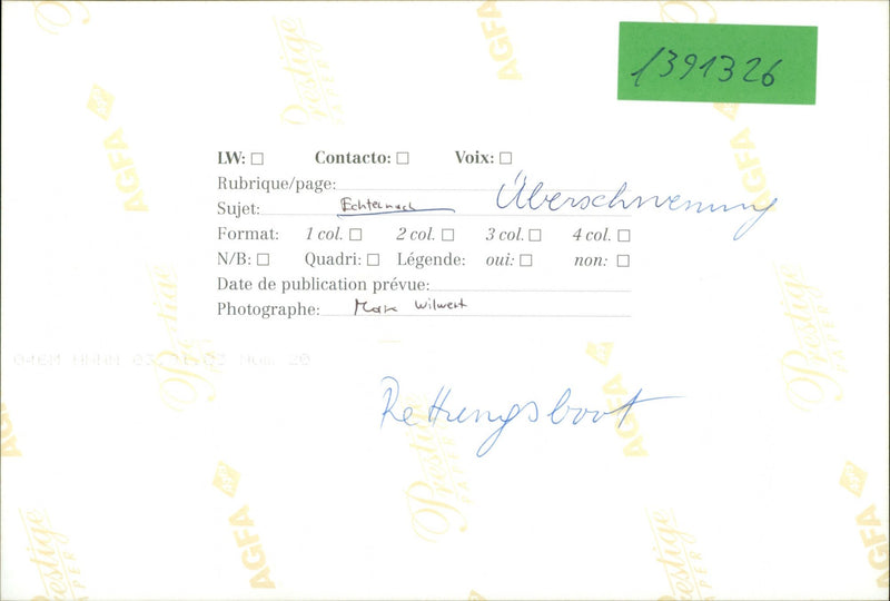 MAASVLAKTE OLIE TERMINAL UBERCHENVEND PAGE LEGEND YES COVER VOICE DATE MUSIC - Vintage Photograph