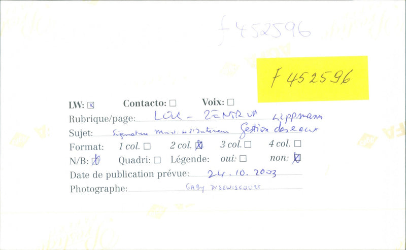 PRODUCT PAGE LEGEND DISEWIS LOU LINTERIEN SIGNATURE YES MUST VOICE COURT - Vintage Photograph