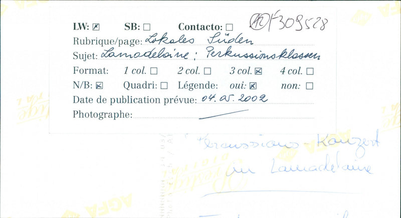 HEADING YES PAGE SUISLEN PERKUSSIMO COLLAR KLASSEN CONTACT QUADRI LAMODELA - Vintage Photograph