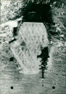 NUCLEAR MOST MODELS DISSIPATE EFFECTS PONS THEM HULL SCEIS EXPLOSIVES XYLO - Vintage Photograph