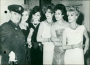THESE NIGHT LESZEMBOURG BIJOUX OCCASION MODELS PRIZES LIBERTE LEFT PARIS - Vintage Photograph