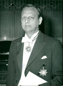 MORNING CREANCE OSMAN TUESDAY PRESENT KING AMBASSADOR ALI LETTERS - Vintage Photograph