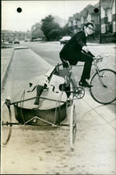 COUSE ALUMINUM BRITISH BUS EVEN TRAILER MOVE TRI DALPRA MUSICION WHEELS - Vintage Photograph