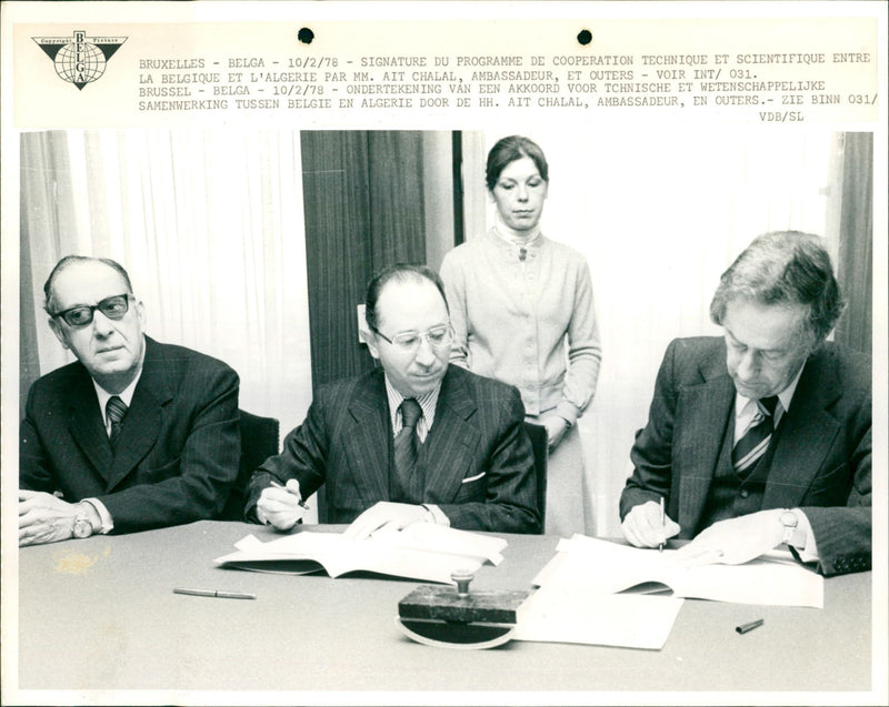 Cape TICHETE BRUXELLES /2/78 - SIGNATURE DU PROGRAMME DE COOPERATION - Vintage Photograph