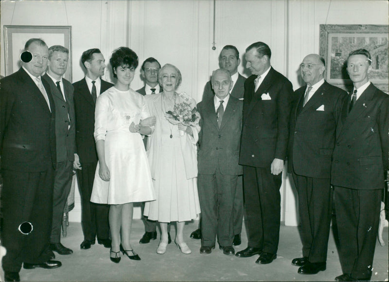DELEGATION FOUNDATION VICTOR TECU FRIDAY DRESSE CHATE DEAF DHONNES STUYVEN - Vintage Photograph