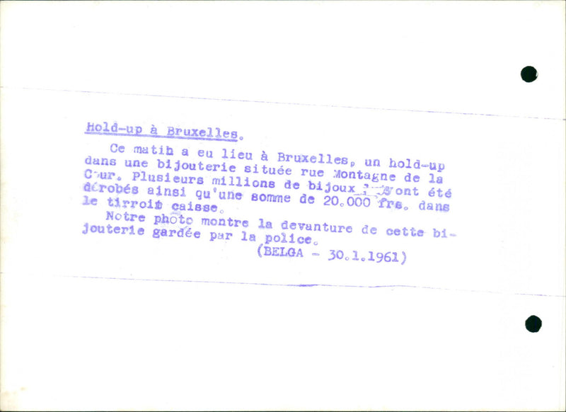 1961 SUM MILLIONS OUR BRUSSELS JOUTERIE MONTAGNE CAISSE ARE AEROBIC FRONT POLICE - Vintage Photograph