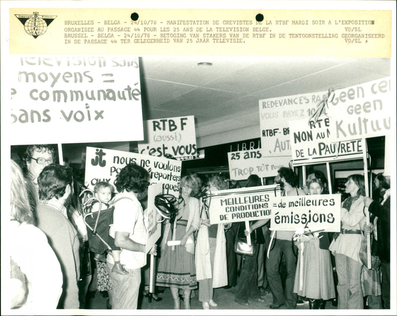 1978 TELEVISION - Vintage Photograph